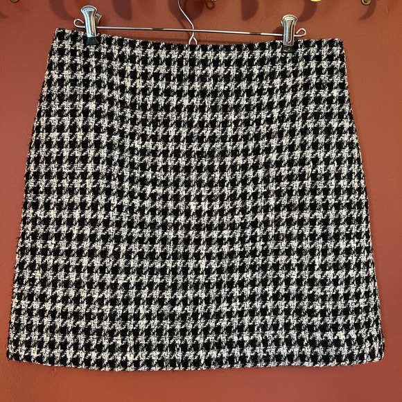 Loft Petite Shimmer Houndstooth Shift Skirt NWT - Picture 5 of 5
